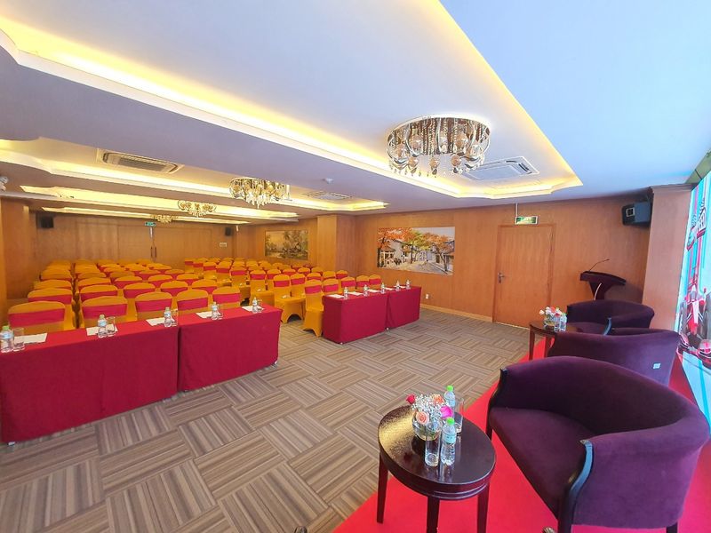 Phòng Grand Conference